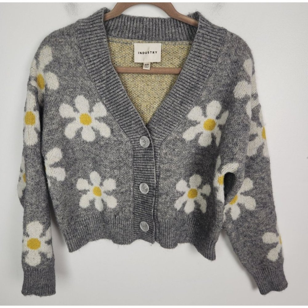 Industry Republic Clothing Women's Sz. M Floral Print Crop Cardigan Sweater